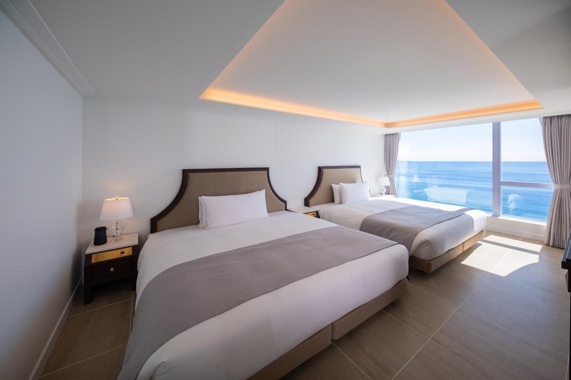 Hayama Hotel Otowa No Mori Йокосука Екстер'єр фото