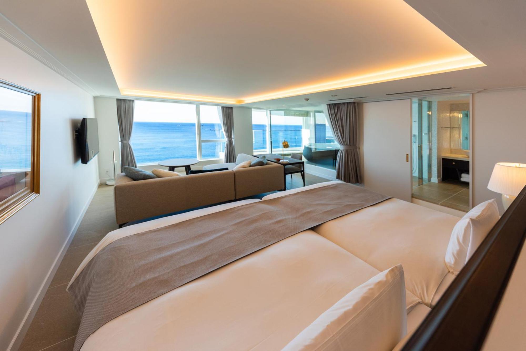 Hayama Hotel Otowa No Mori Йокосука Екстер'єр фото