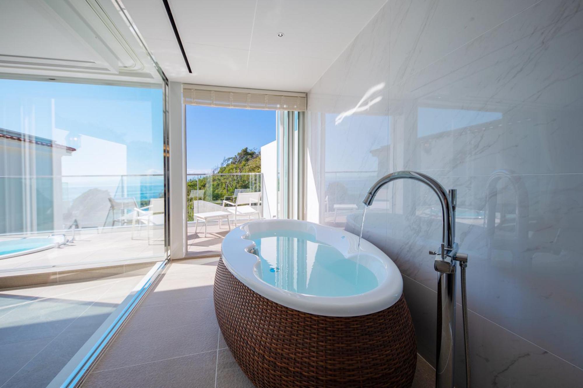 Hayama Hotel Otowa No Mori Йокосука Екстер'єр фото